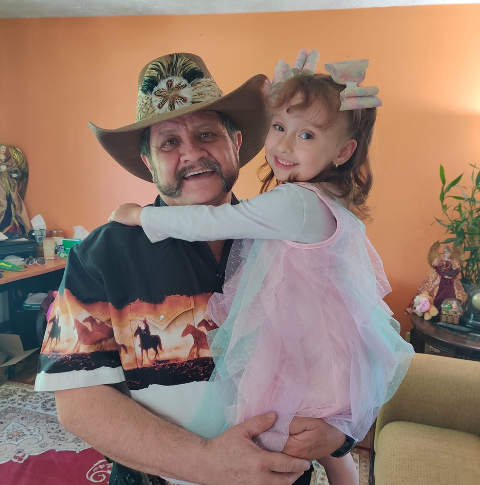 Meet your Posher, Rafael